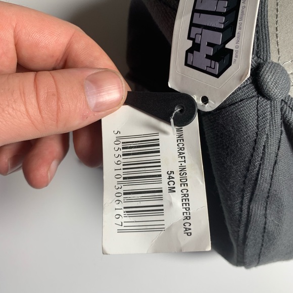 Minecraft “inside creeper” cap - Picture 5 of 6